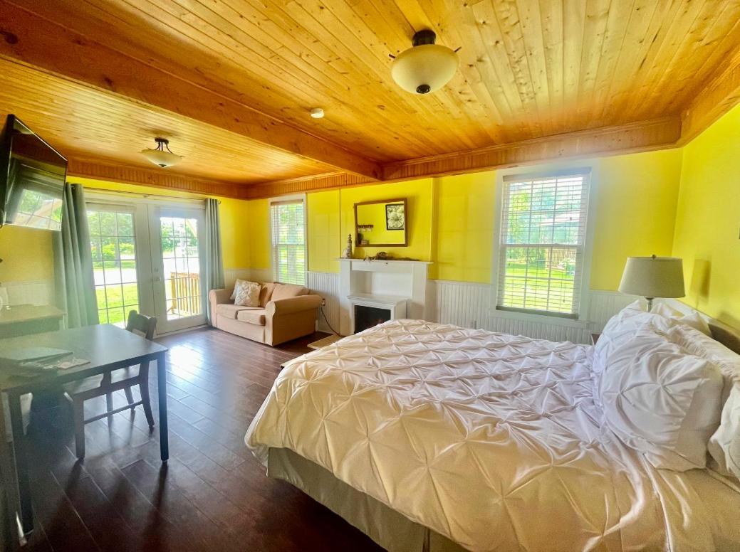 Alma Shore Lane Suites & Cottages Dış mekan fotoğraf